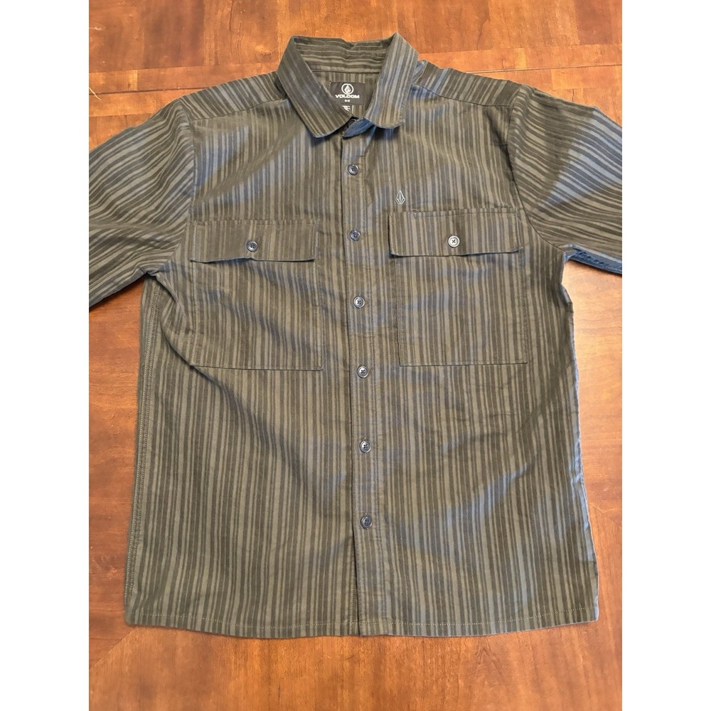 Volcom Shirt Mens Medium Green Corduroy Long Sleeve Button Front Striped